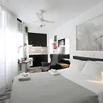 Astoria Double-Studio Interior serviced apartment